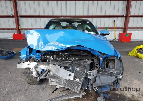 2015 BMW M3 z USA, uszkodzony, nr VIN WBS3C9C50FP805134